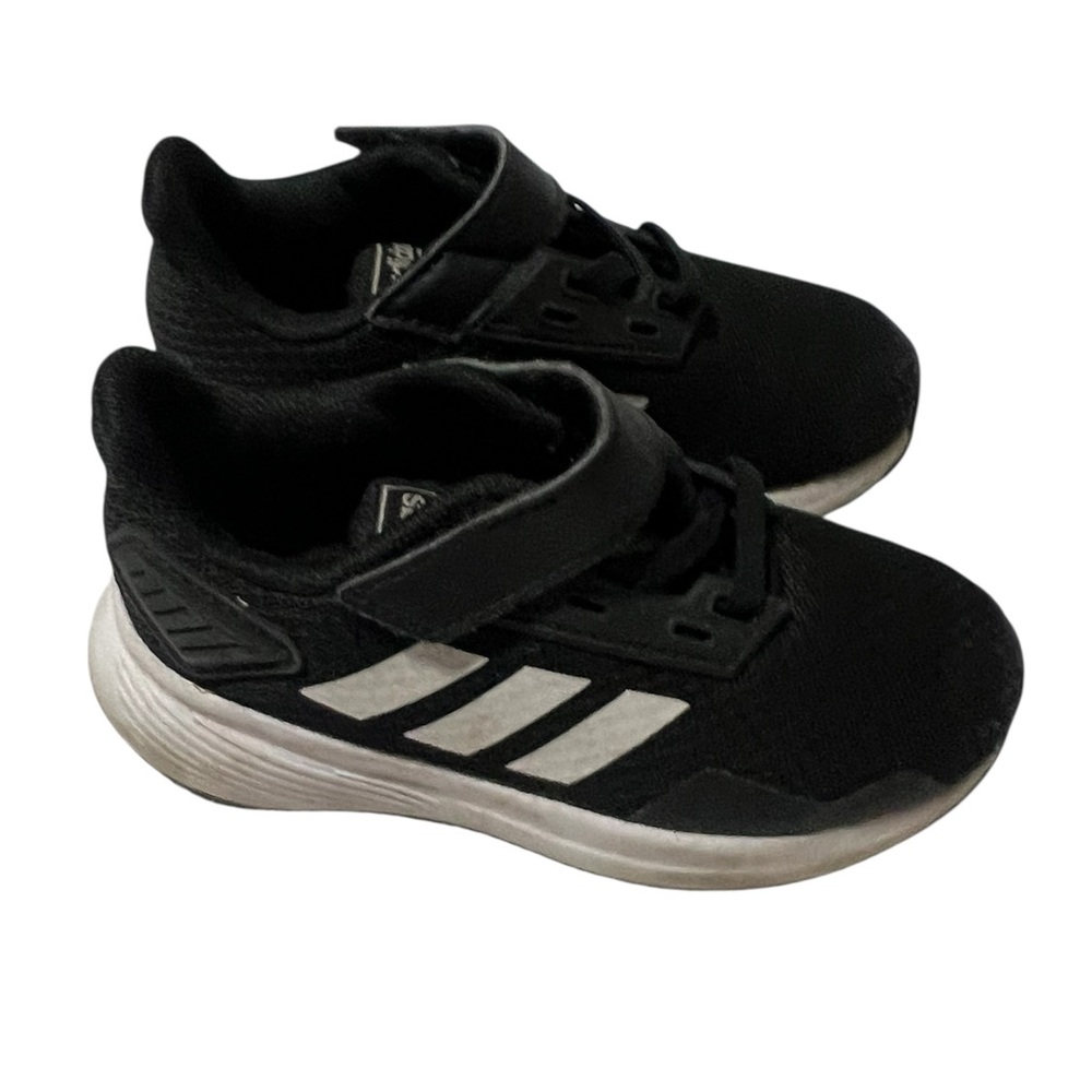 Adidas Kids Black White loop and closure Sneakers Size 8K Athletic Shoes